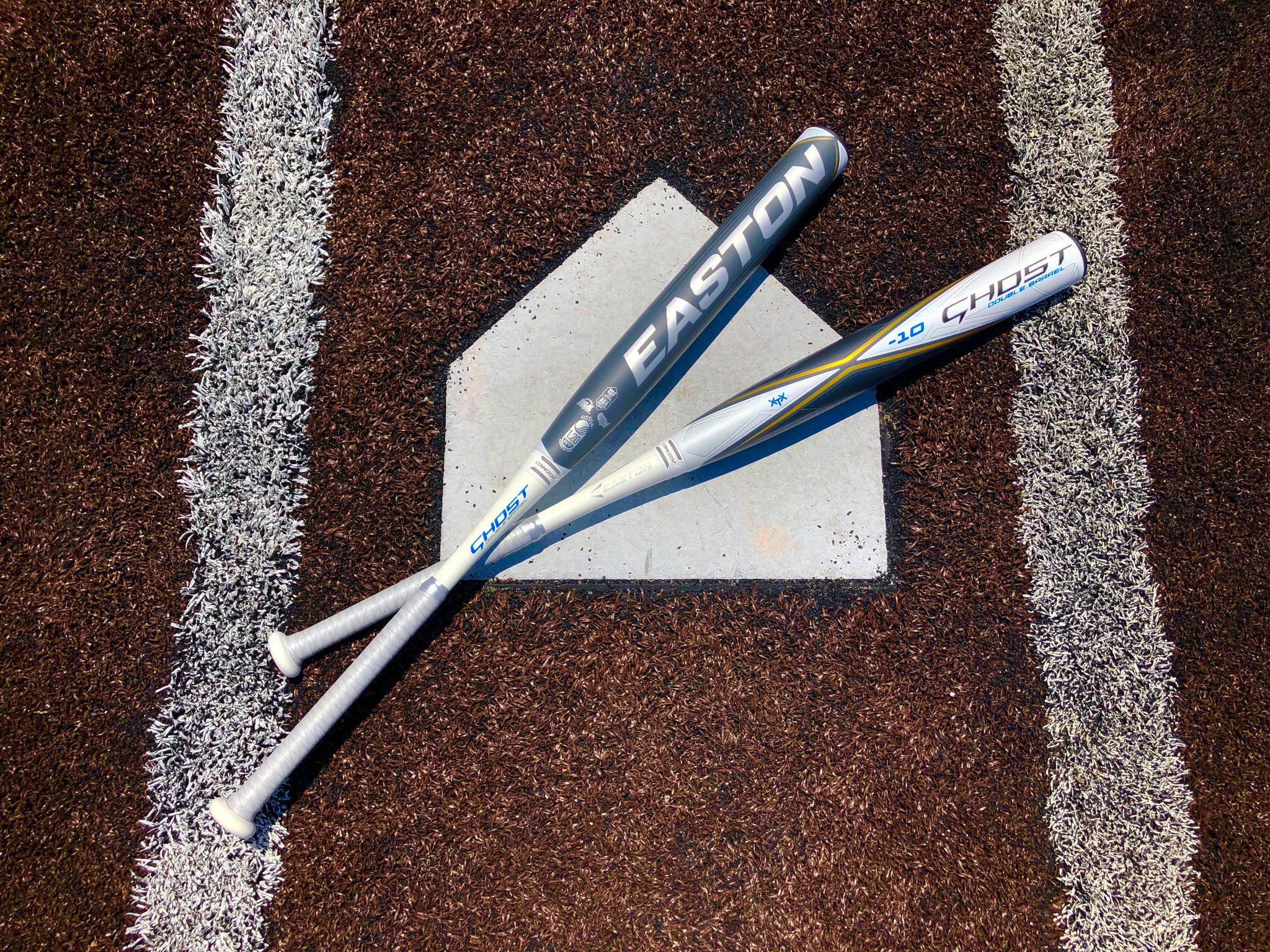Bat Review: 2020 Easton Ghost Dual Stamp Fastpitch Bat